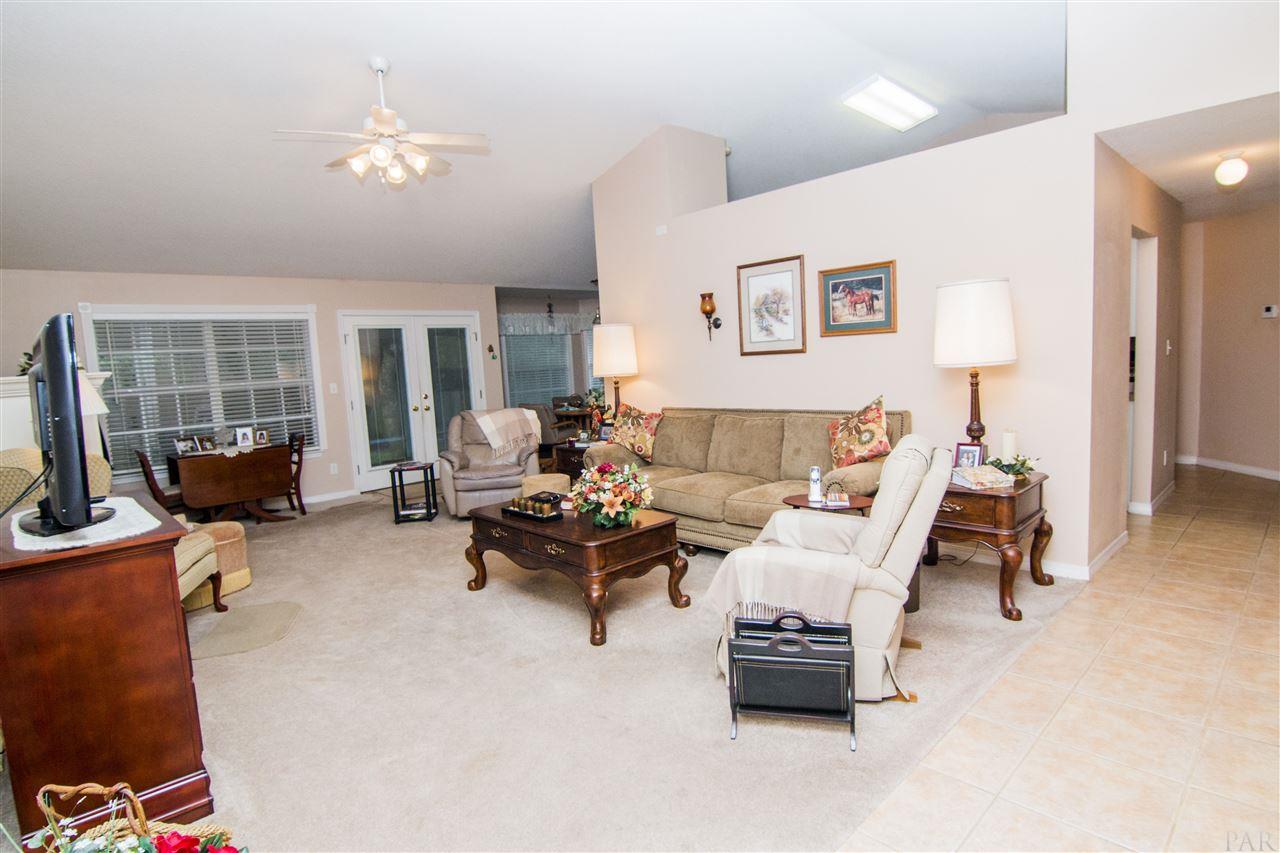 6014 Ridgeview Drive Milton, FL 32570 - Photo 10 of 42