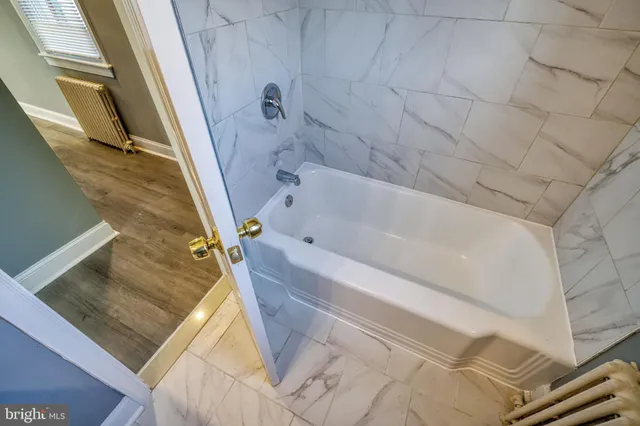 a bathroom with a tub