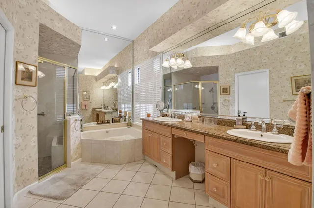 a view of a flower in a garden