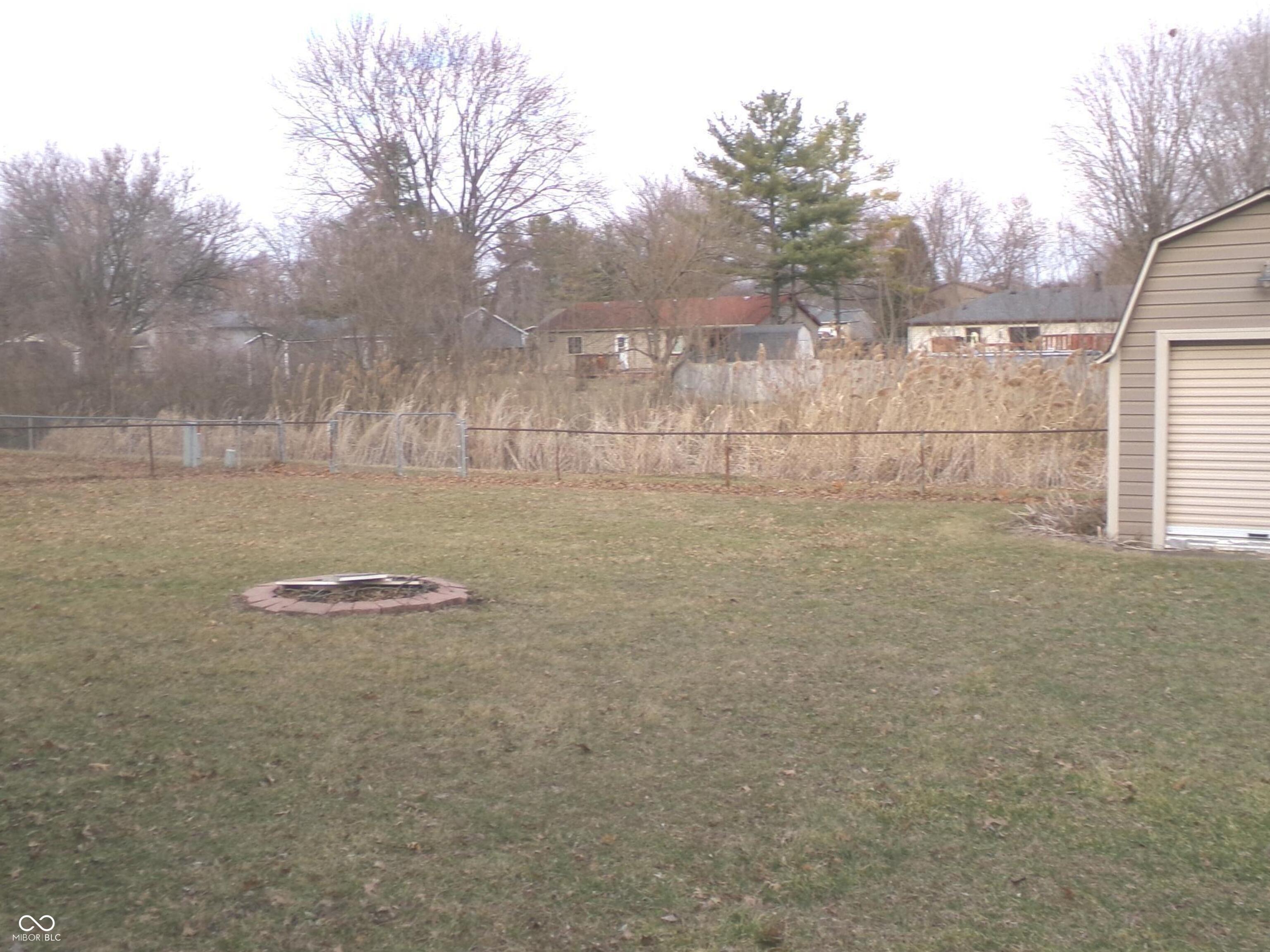 7819 Inverness Drive Indianapolis, IN 46237 - Photo 6 of 16