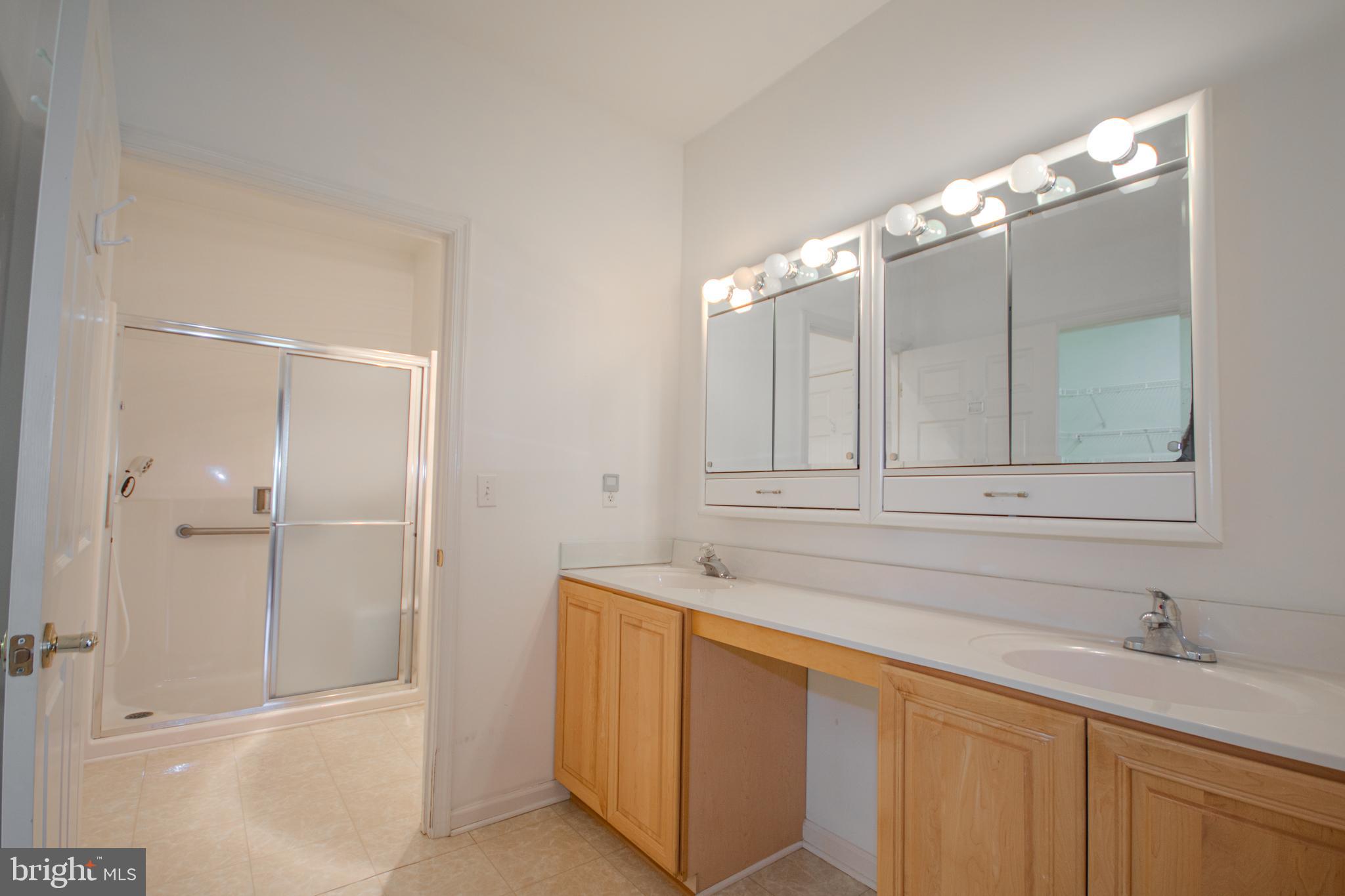 918 Winding Way Salisbury, MD 21804 - Photo 13 of 49 Primary bathroom