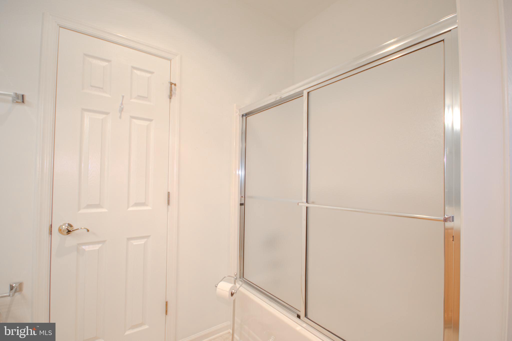 918 Winding Way Salisbury, MD 21804 - Photo 19 of 49 Bathroom 2