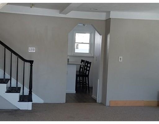 83 Uxbridge Road Mendon, MA 01756 - Photo 3 of 20 Gallery Image 3
