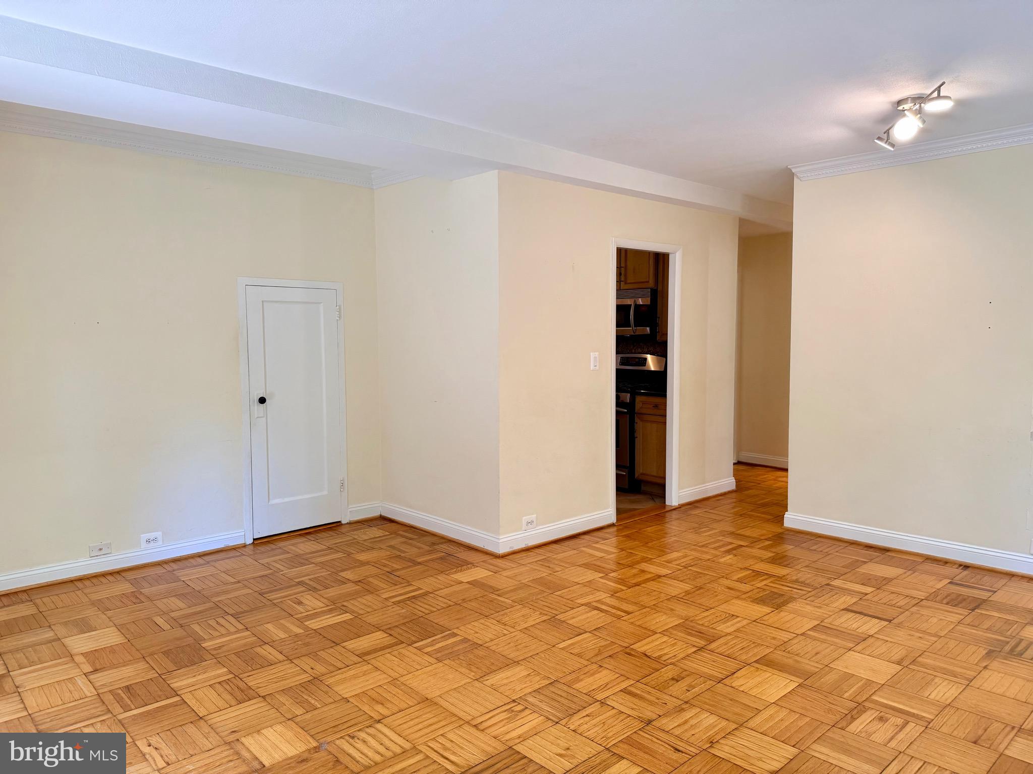 1628 Ripon Place Alexandria, VA 22302 - Photo 6 of 21 Open concept living / dining area