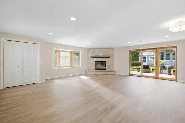 $589,900 | 4705 Highland Park Drive, Polk, WI 53086