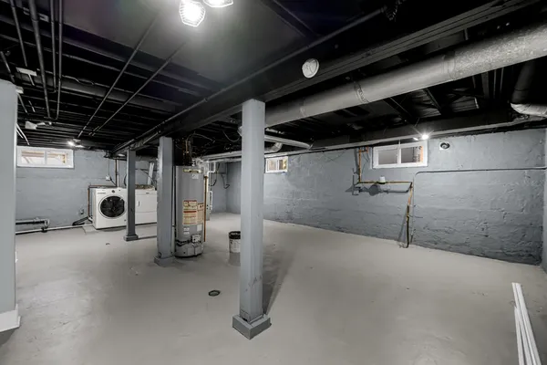 $895,000 | 1950 Monroe Avenue, Glenview, IL 60025