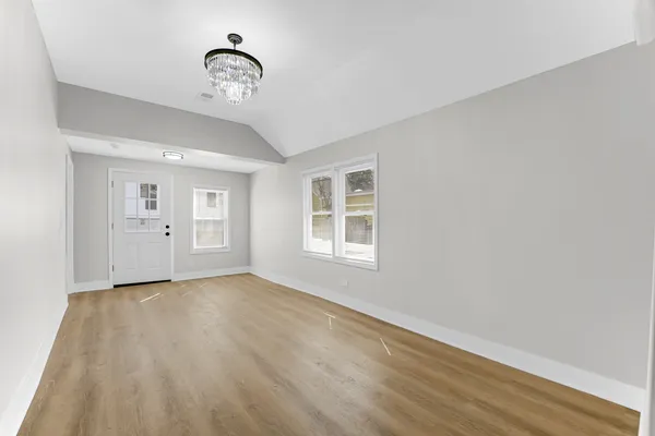 $895,000 | 1950 Monroe Avenue, Glenview, IL 60025