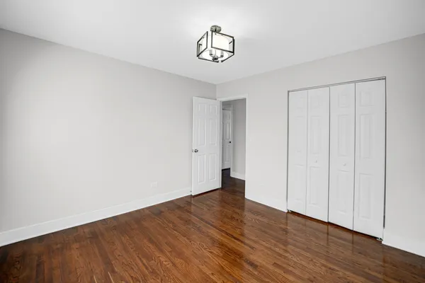 $895,000 | 1950 Monroe Avenue, Glenview, IL 60025