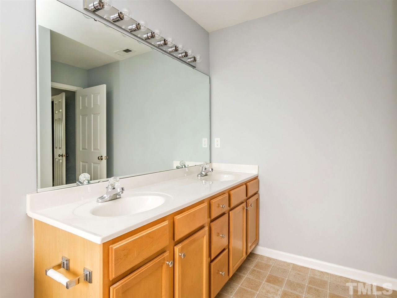 7008 Missionary Ridge Drive Raleigh, NC 27610 - Photo 20 of 24
