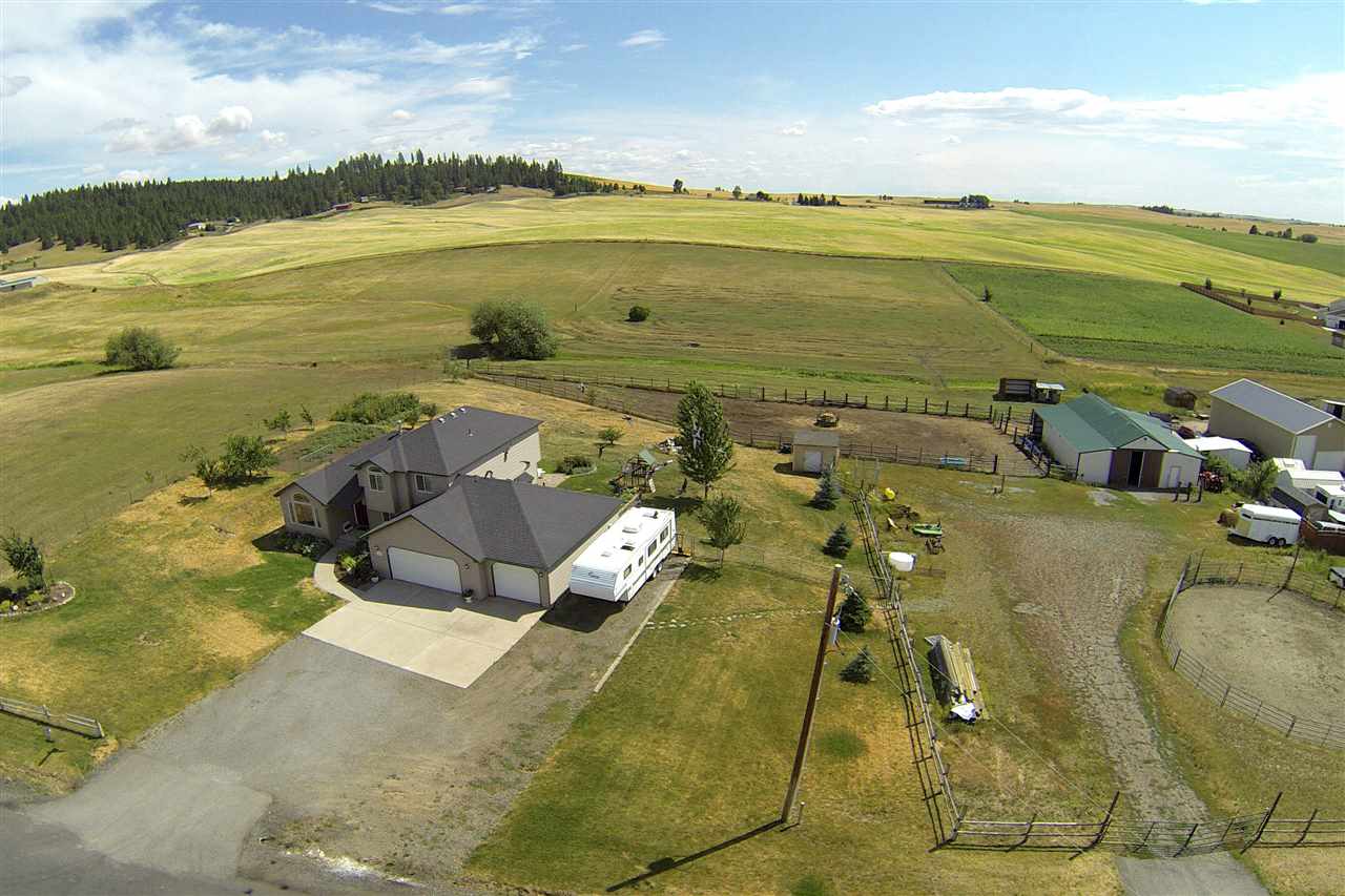 14904 East Meadows Road Mica, WA 99023 - Photo 3 of 20 Gallery Image 3