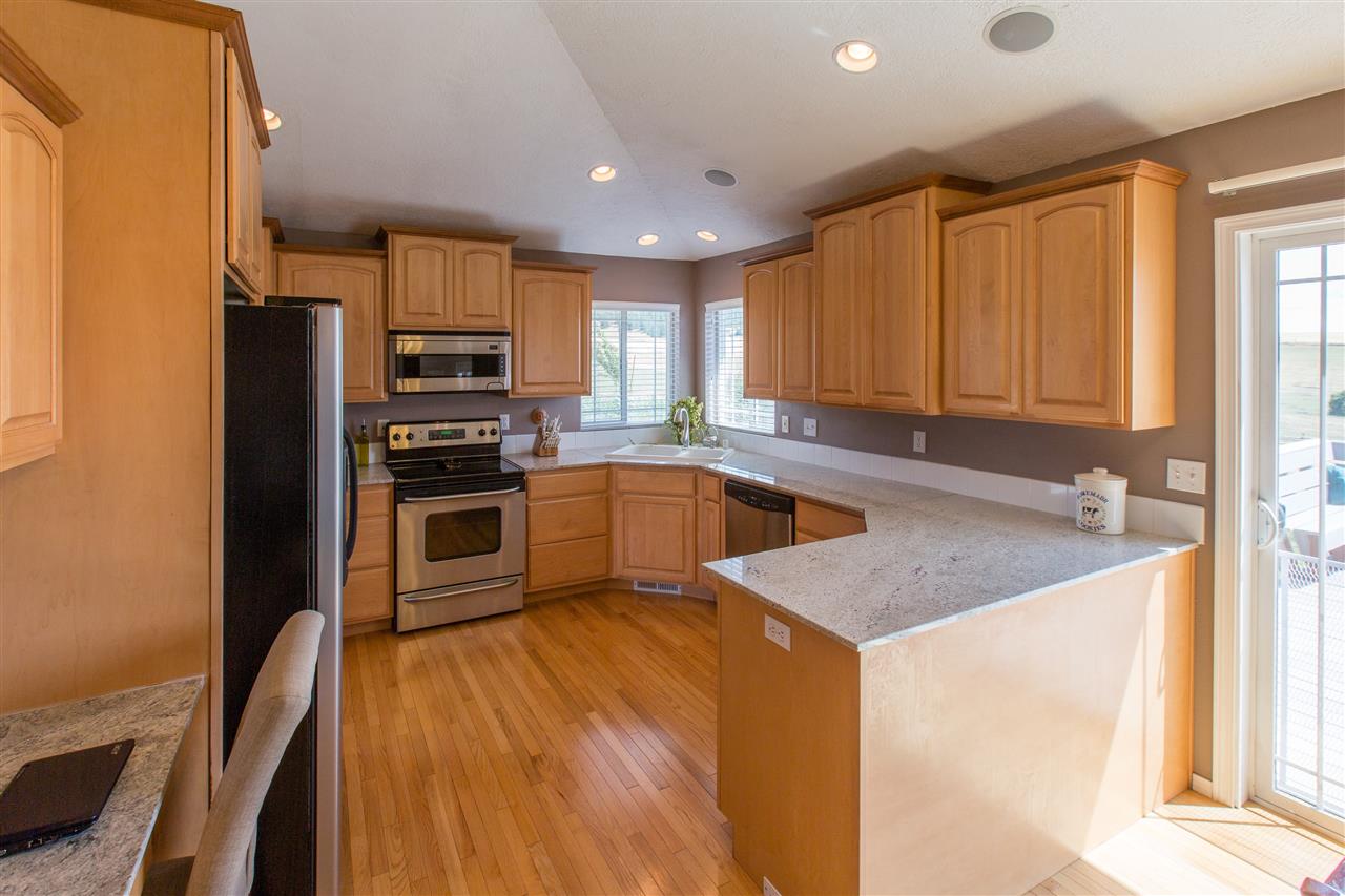 14904 East Meadows Road Mica, WA 99023 - Photo 6 of 20 Gallery Image 6