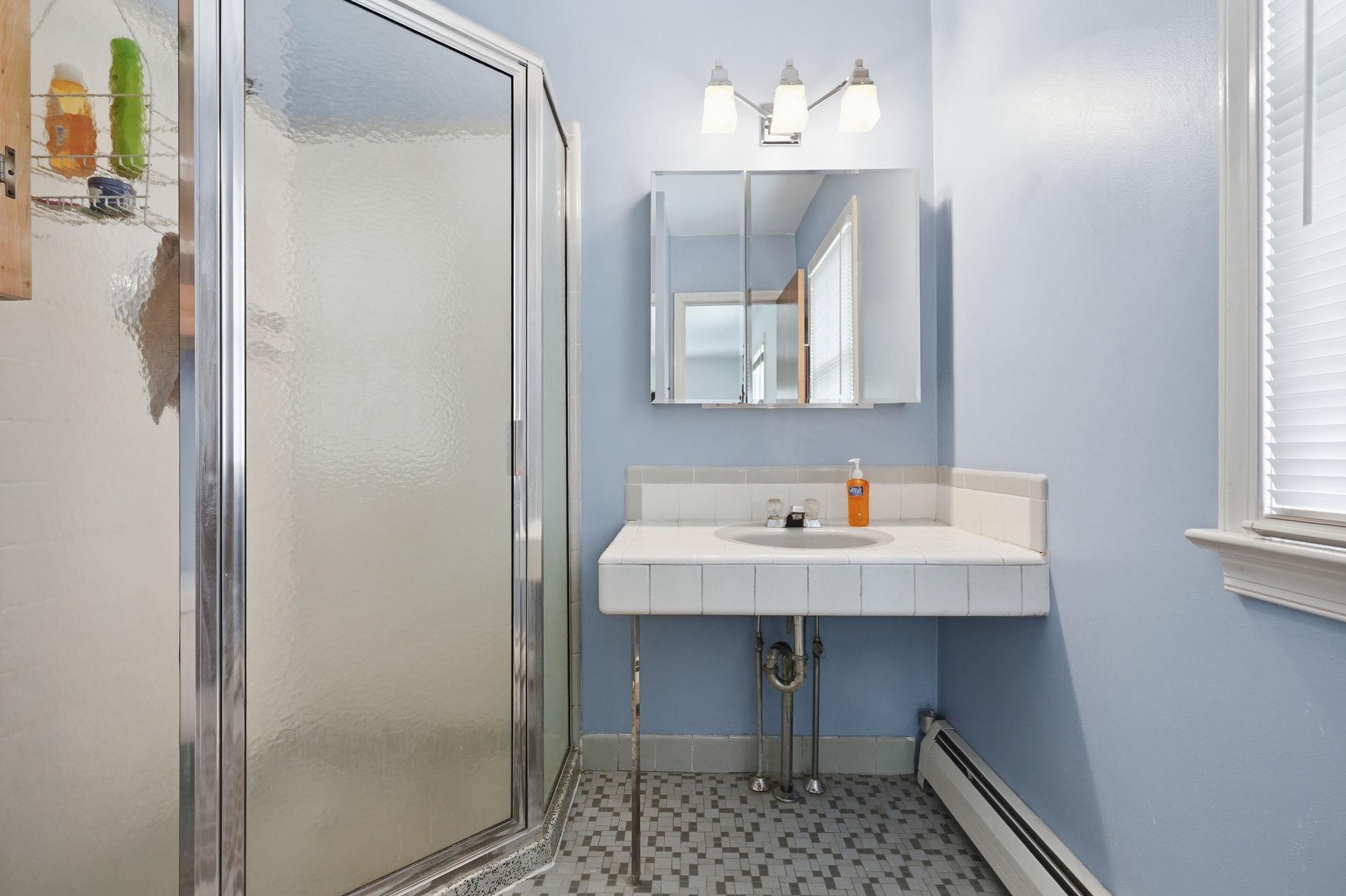 222 Coldstream Road Phoenixville, PA 19460 - Photo 20 of 50 Primary Bath
