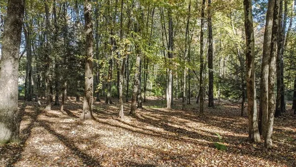 $950,000 | 242 Eastwood Drive, Westfield, MA 01085