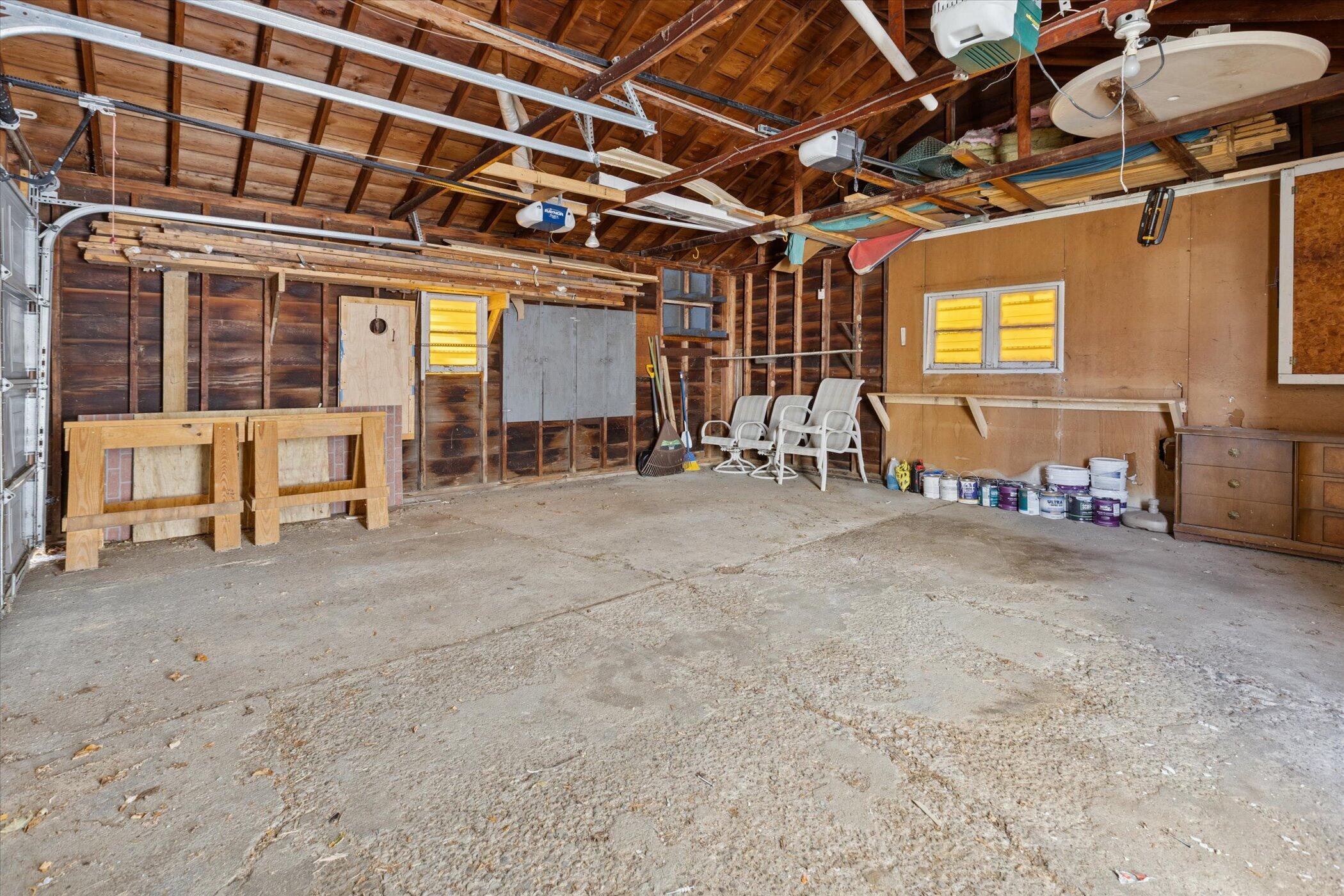 1037 East Hill Road Grand Blanc, MI 48507 - Photo 23 of 28 9