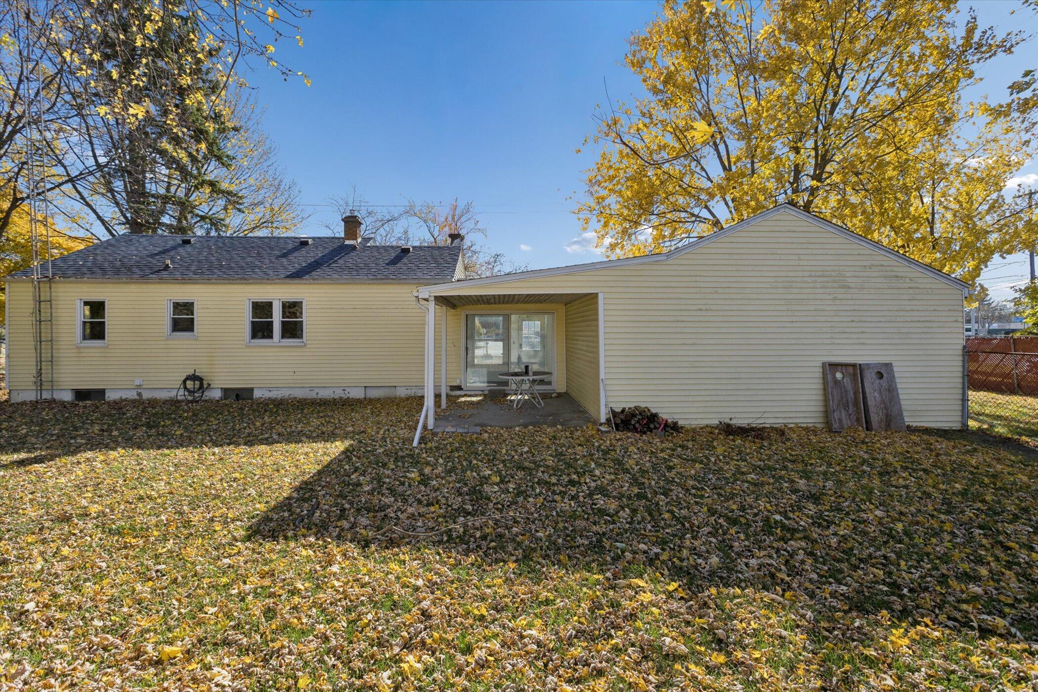 1037 East Hill Road Grand Blanc, MI 48507 - Photo 27 of 28 7