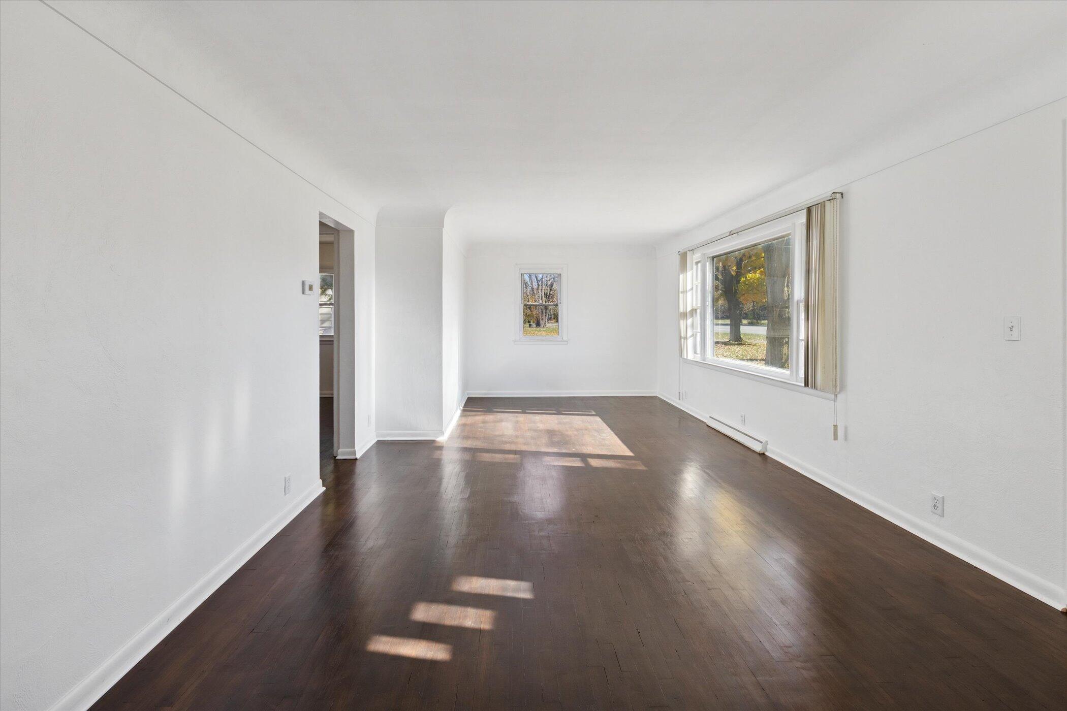 1037 East Hill Road Grand Blanc, MI 48507 - Photo 8 of 28 19