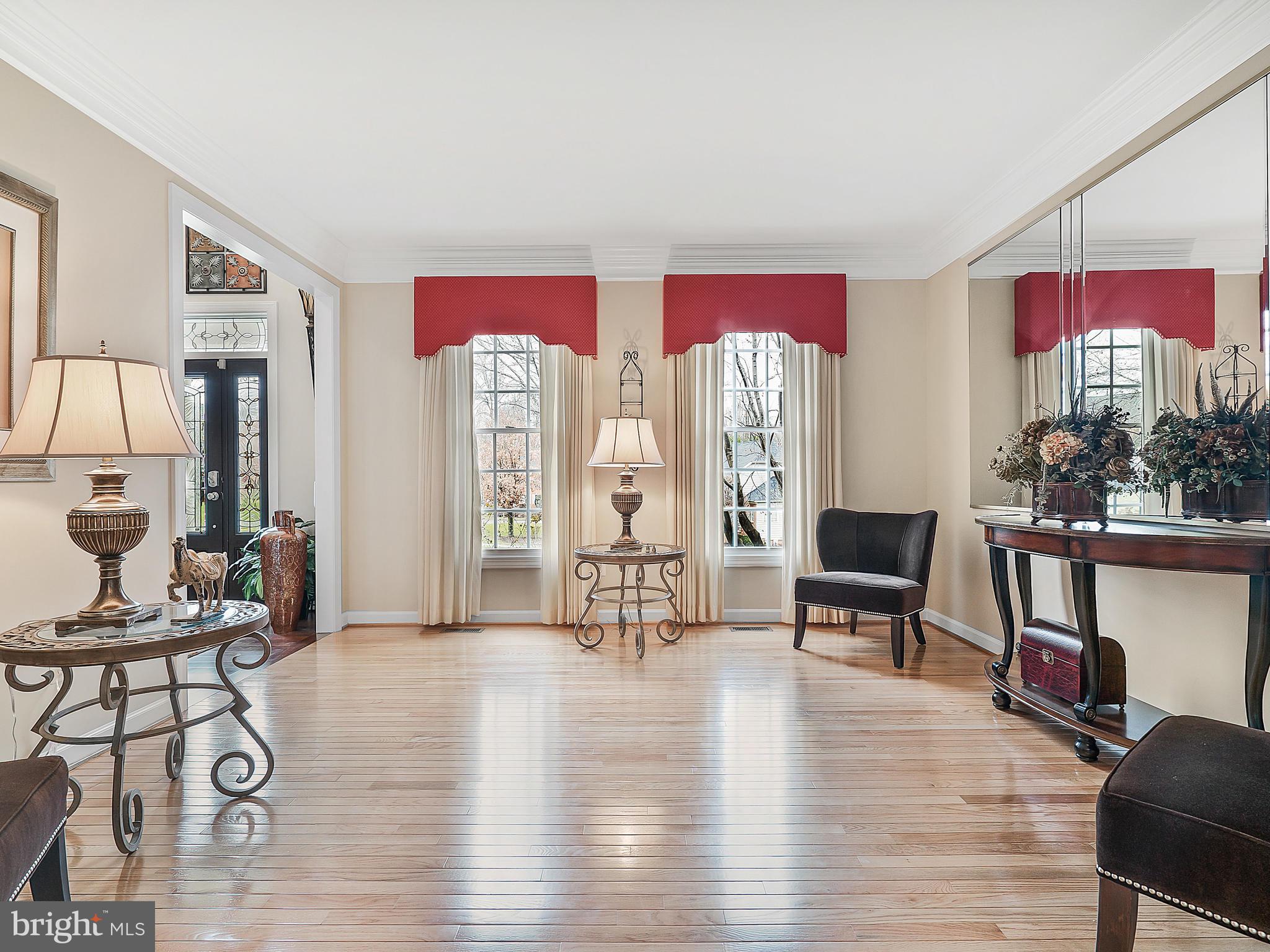122 Seahawk Lane Edgewater, MD 21037 - Photo 23 of 65 Formal living room