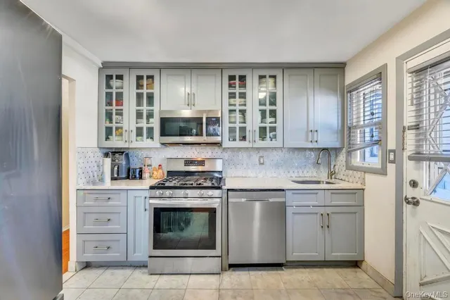 $779,000 | 181 Martens Avenue, Valley Stream, NY 11580