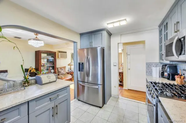 $779,000 | 181 Martens Avenue, Valley Stream, NY 11580