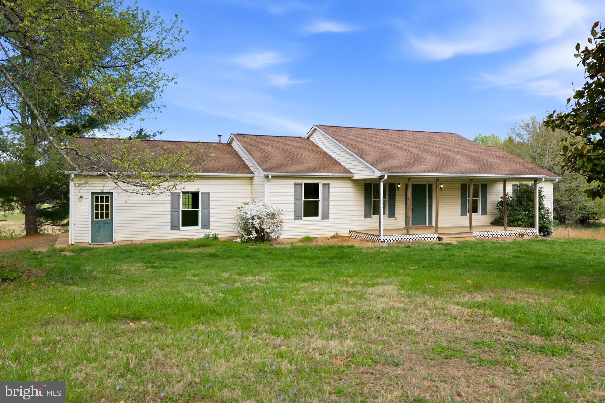 One Level Living, Rambler on 10+ acres