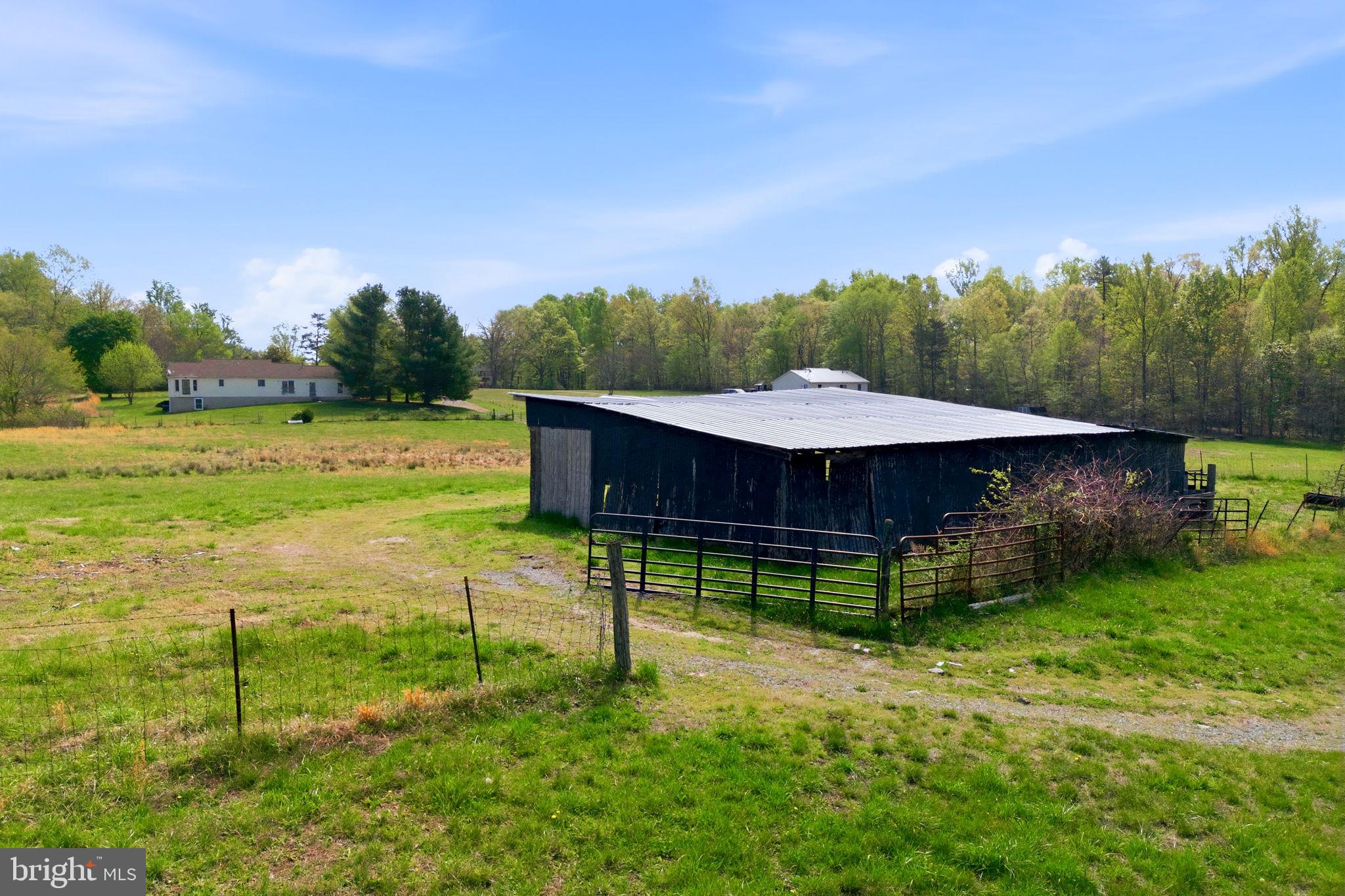 4004 Indian Run Road Amissville, VA 20106 - Photo 35 of 52