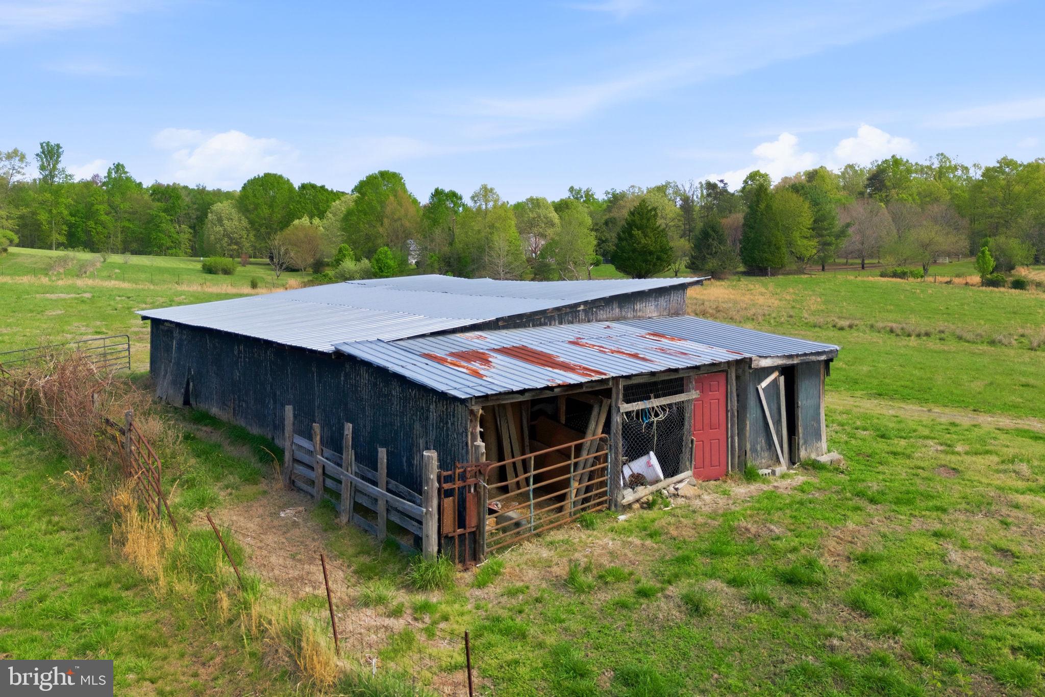 4004 Indian Run Road Amissville, VA 20106 - Photo 36 of 52