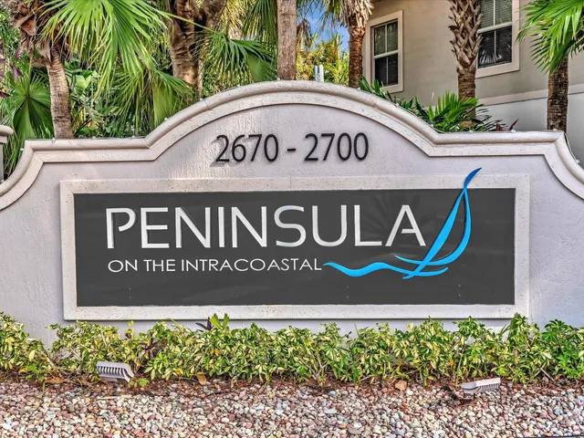 $902,000 | 2700 North Federal Highway, Unit 505, Boynton Beach, FL 33435