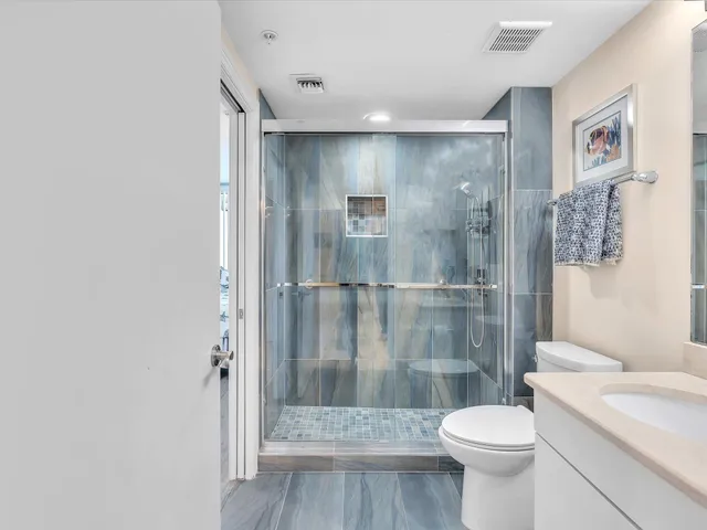 $902,000 | 2700 North Federal Highway, Unit 505, Boynton Beach, FL 33435