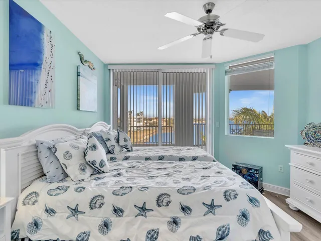 $902,000 | 2700 North Federal Highway, Unit 505, Boynton Beach, FL 33435