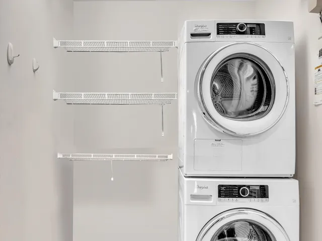 $902,000 | 2700 North Federal Highway, Unit 505, Boynton Beach, FL 33435