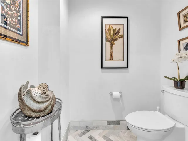 $902,000 | 2700 North Federal Highway, Unit 505, Boynton Beach, FL 33435