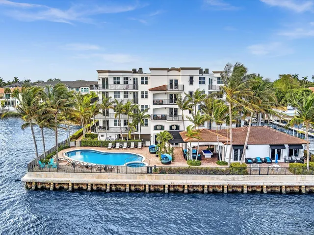 $902,000 | 2700 North Federal Highway, Unit 505, Boynton Beach, FL 33435