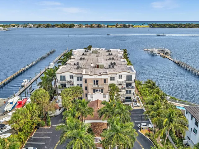 $902,000 | 2700 North Federal Highway, Unit 505, Boynton Beach, FL 33435