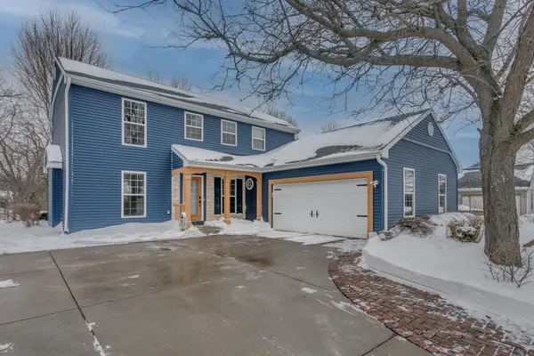 $435,000 | 1427 West Starview Drive, Appleton, WI 54913