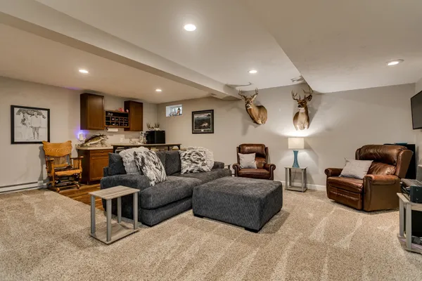 $435,000 | 1427 West Starview Drive, Appleton, WI 54913