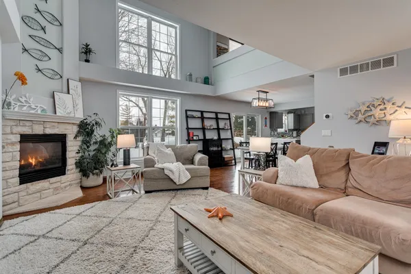 $435,000 | 1427 West Starview Drive, Appleton, WI 54913