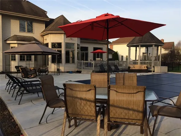 $699,000 | 5 Blue Pine Circle, Penfield, NY 14526