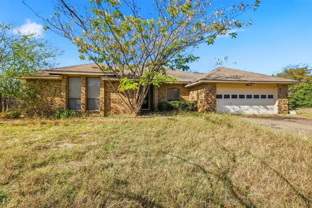 $299,900 | 116 County Road 4651, Rhome, TX 76078