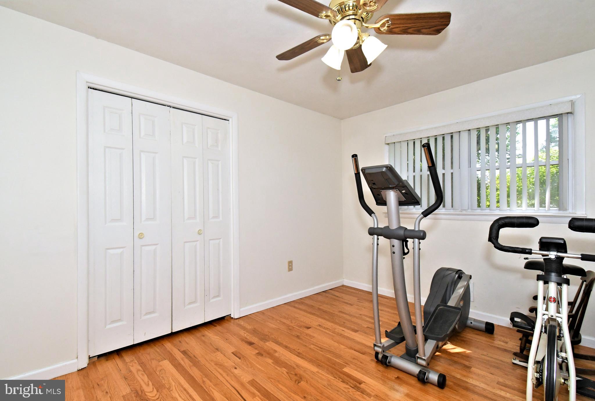 5 Royal Oak Road Lawrence Township, NJ 08648 - Photo 28 of 53