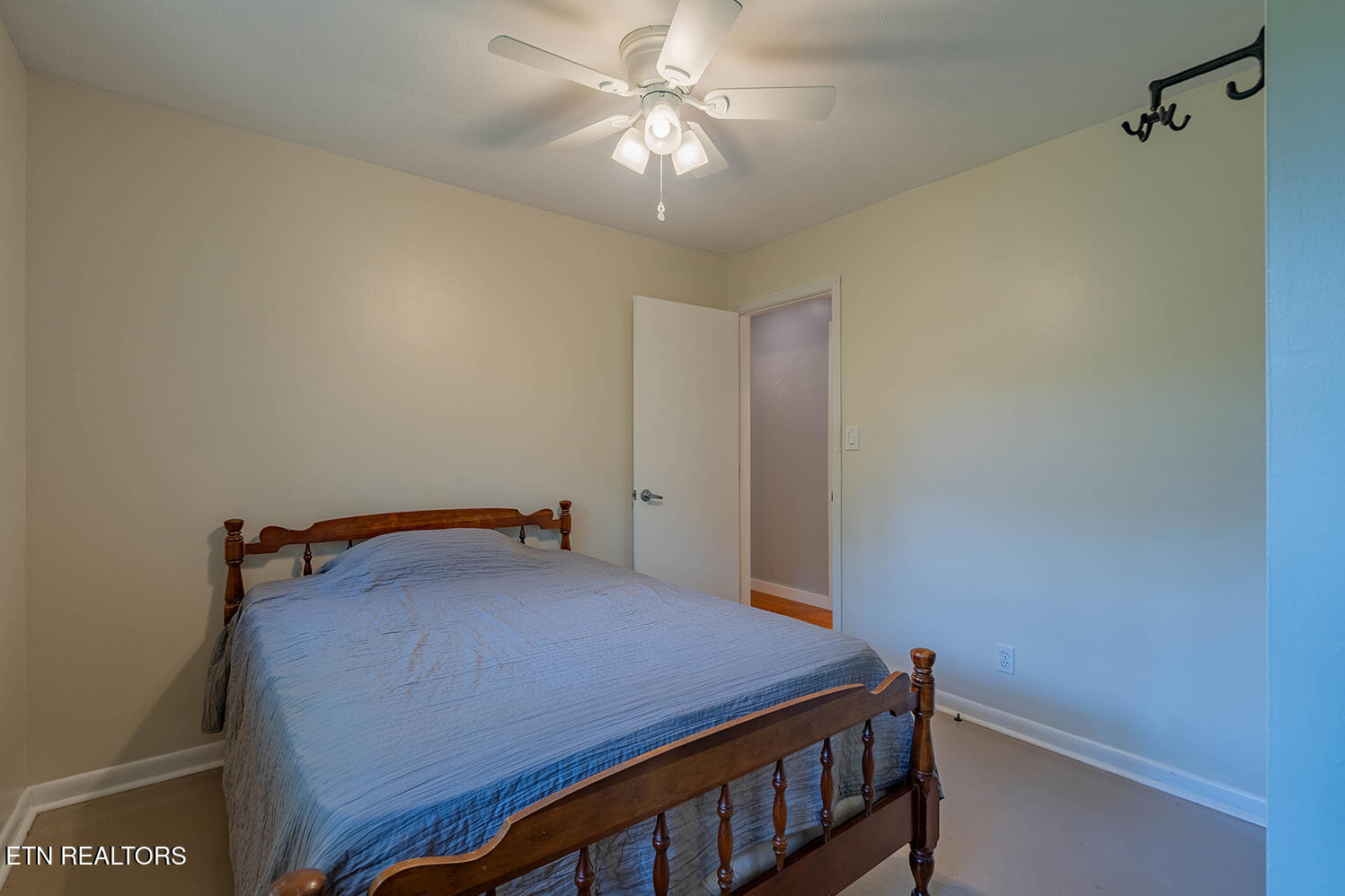 909 West Outer Drive Oak Ridge, TN 37830 - Photo 14 of 34 A7300070-HDR