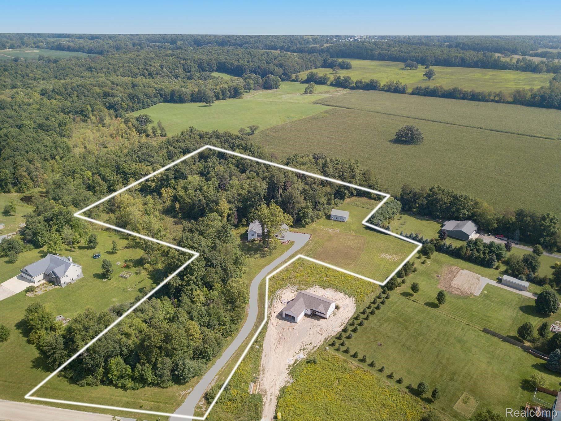5150 Reds Way Howell, MI 48855 - Photo 10 of 29 Property Lines
