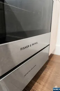 $599,999 | 386 5th Street, Unit 302A, Jersey City, NJ 07302