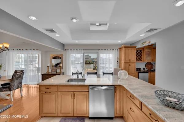 $2,399,000 | 348 Venice Drive, Lavallette, NJ 08735