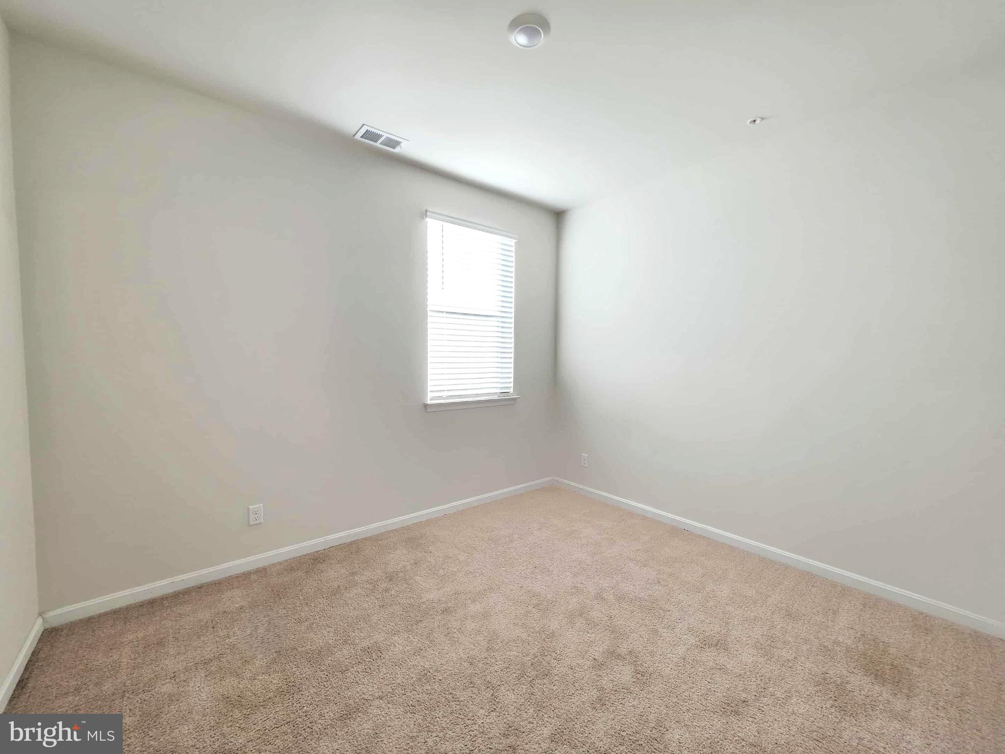 374 Robbins Farm Road Cambridge, MD 21613 - Photo 38 of 48 an empty room with a window