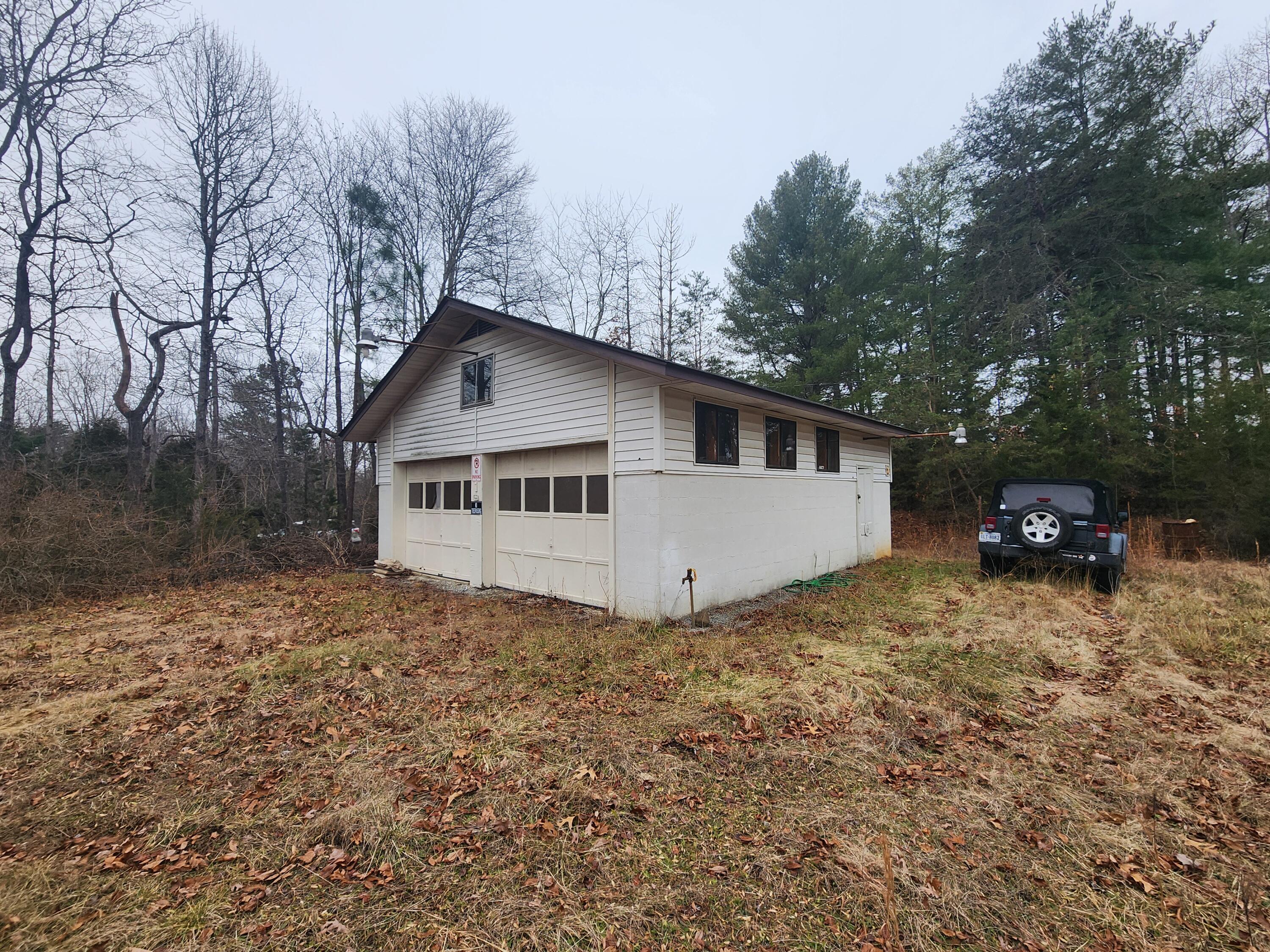 1617 Navigation Point Goodview, VA 24095 - Photo 4 of 12 a view of a house with a yard