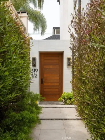 $18,999 | 319 Jasmine Avenue, Corona del Mar, CA 92625