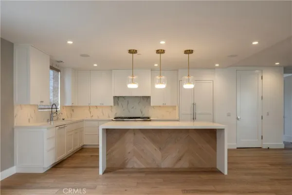 $18,999 | 319 Jasmine Avenue, Corona del Mar, CA 92625
