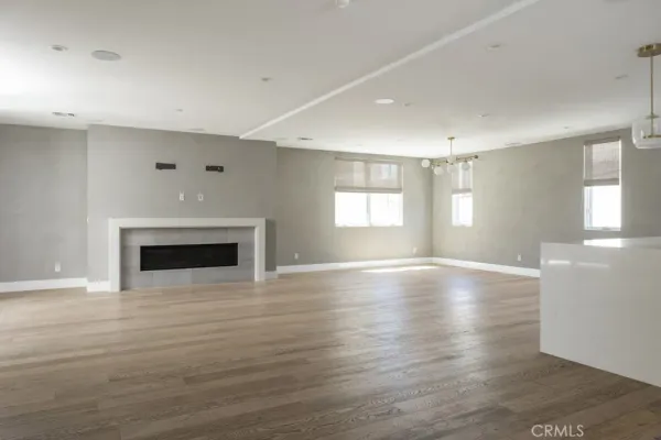 $18,999 | 319 Jasmine Avenue, Corona del Mar, CA 92625