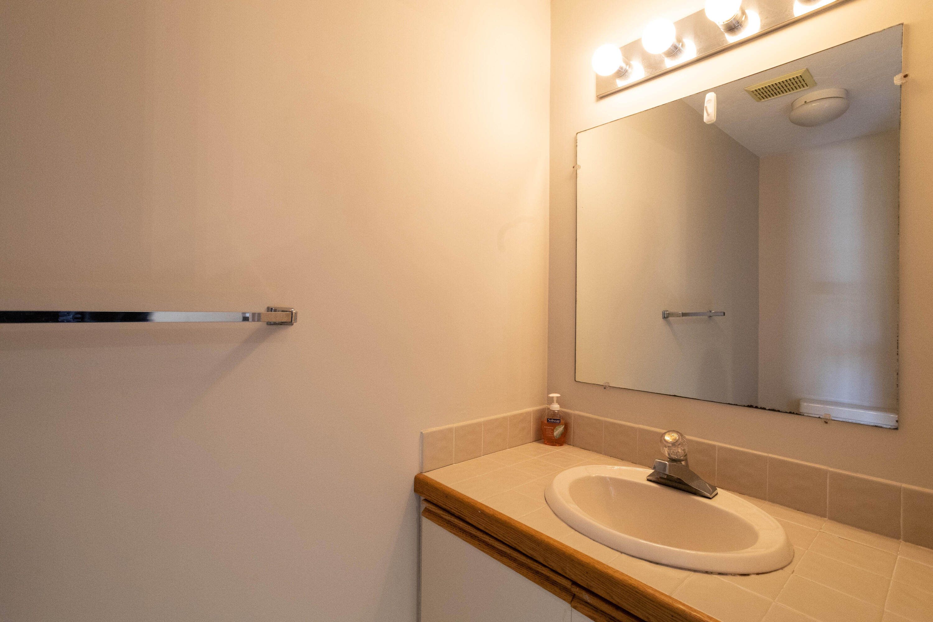 67 Shellback Way, Unit K Mashpee, MA 02649 - Photo 12 of 21 downstairs bathroom