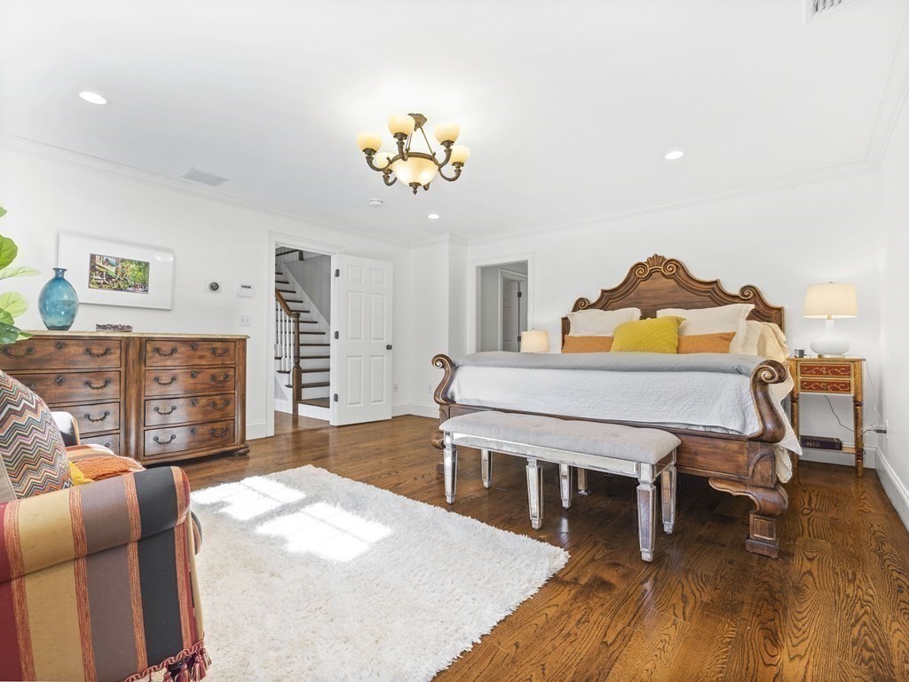 16 Hobart Road Wellesley, MA 02482 - Photo 15 of 33
